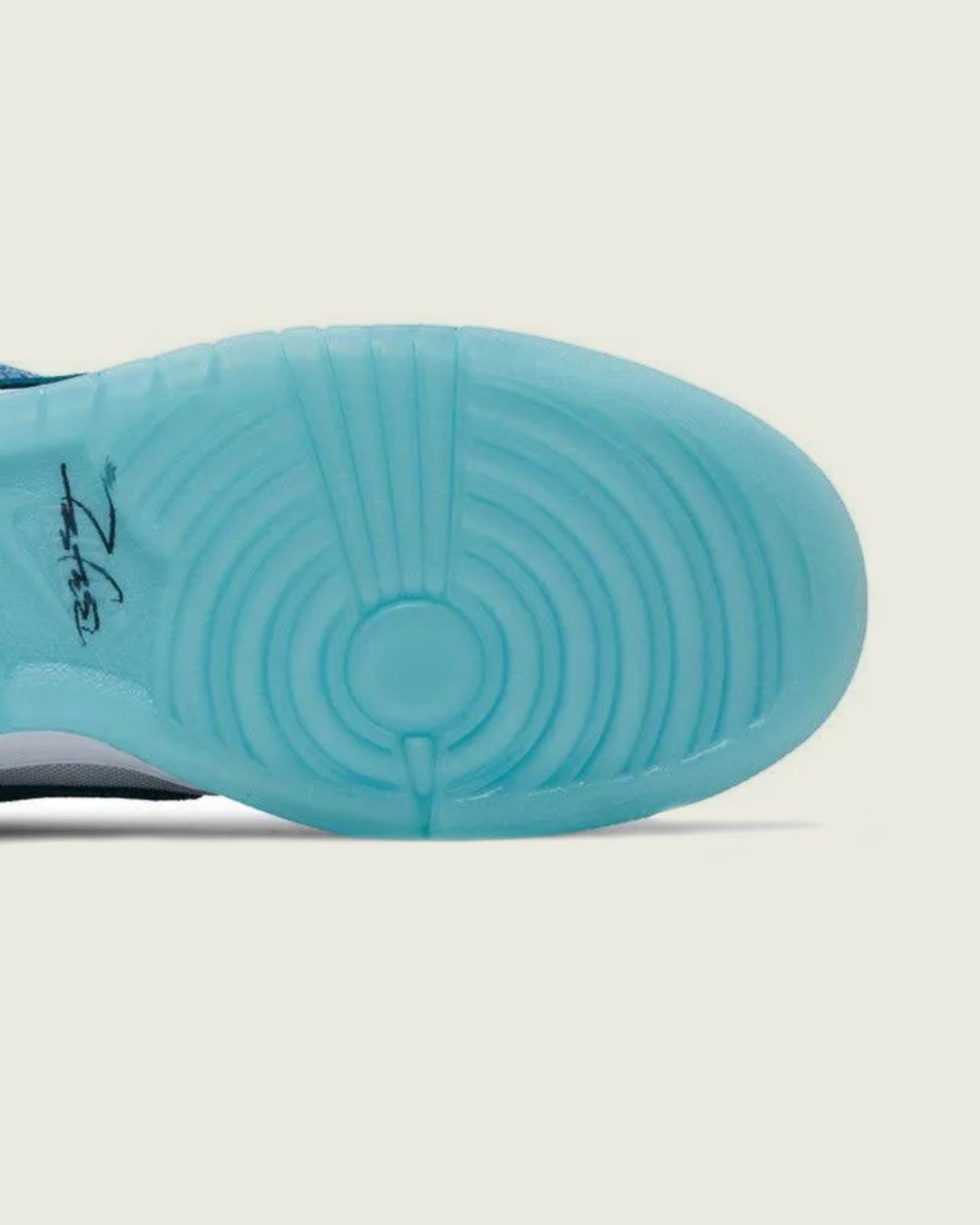 Nike dunk sb futura laboratories bleached aqua