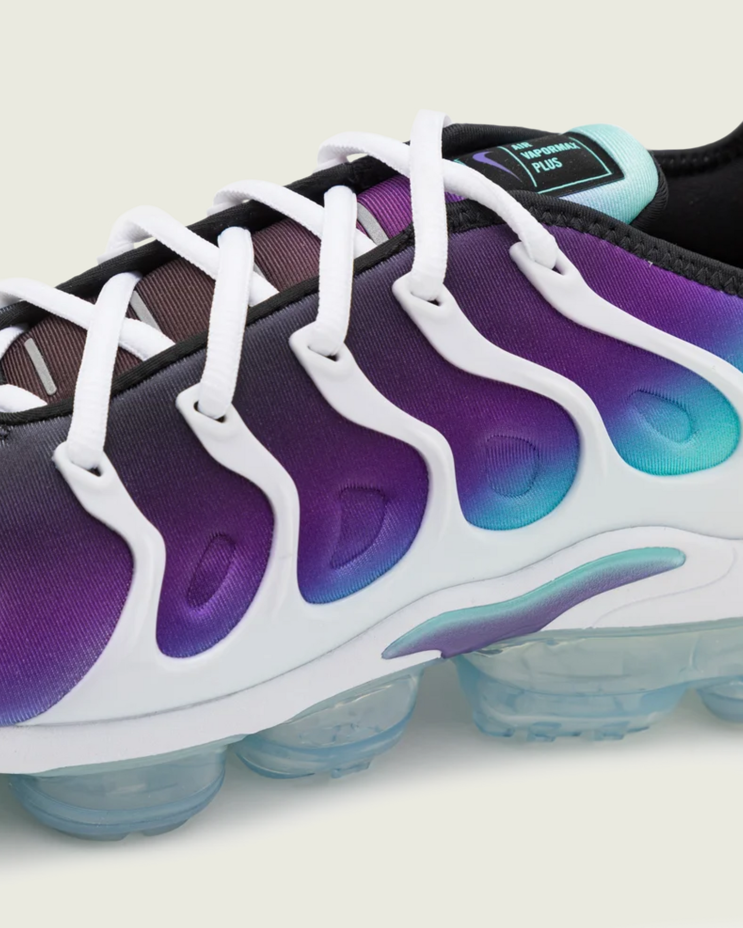 Nike VaporMax Plus purple-white