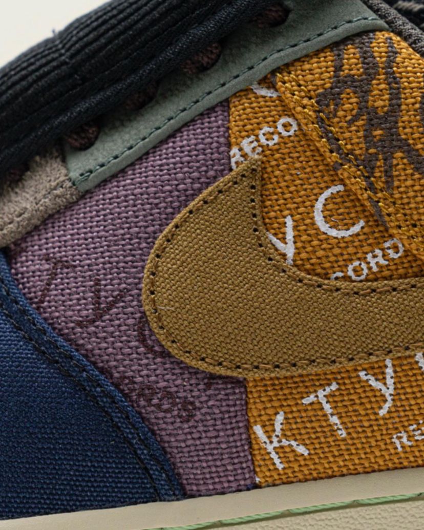 Air Force travis Scott